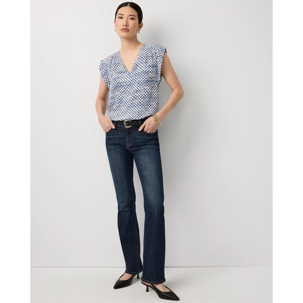 White House Black Market High-Rise The Boot Dark Wash Bootcut Jeans Womens 6